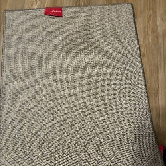 Animal print accent rugs set - Picture 8 of 9